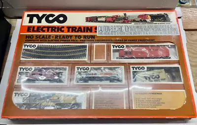 Tyco Electric Train Set HO Scale Ready To Run - 4 Trains Tracks And Power Pack • $249.95