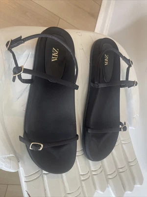 $20 • Buy Zara Strappy Leather Sandals Size 10