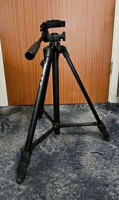Velbon DF 40 Camera Tripod (3 Available) - Used Only Once Excellent Condition • £14
