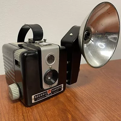 Vintage KODAK BROWNIE HAWKEYE Camera Flash Model With Flash Attachment Untested • $14.99