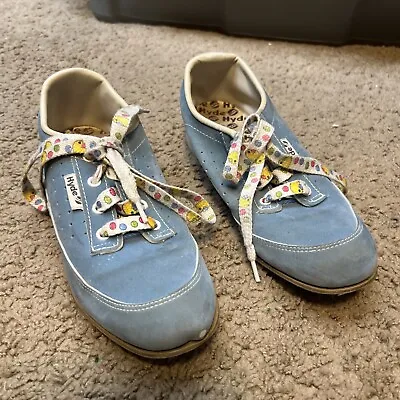 Vtg Womens Azure Suede Hyde Bowling Shoes Size 7 • $7.50