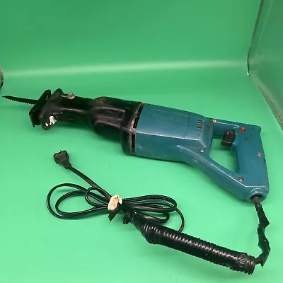 Makita Recipro Saw JR3000V 115V Corded Reciprocating Saw  • $0.99