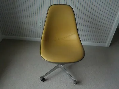 Original HERMAN MILLER Eames Fiberglass Chair Mustard Yellow Scarce & RARE !!! • $999.99
