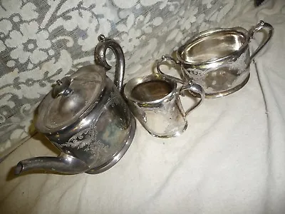 Silver Plated 3 Piece Tea Set Elegant Pattern WALKER & HALL  17055A • £29.94