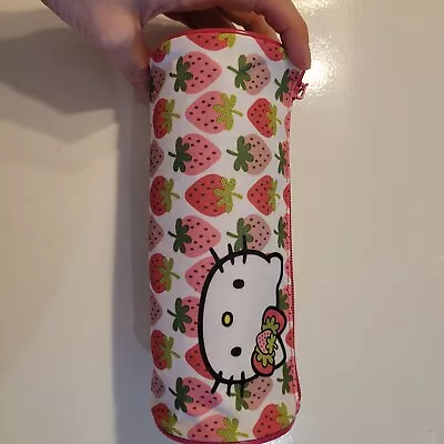 Hello Kitty Pencil Case - GC - 20cm X 11cm - Cylindrical Shape Sanrio Pinks • $5.50