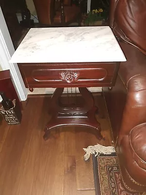 Beautiful Duncan Phyfe Style Antique Mahogany Lyre/harp Side Table  • $150