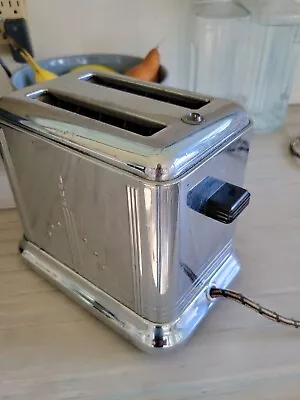 Vintage General Electric Toaster • $45