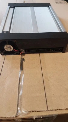 £15 • Buy Removable 5.25  Rack With Keylock For 3.5  Ide Pata Hard Disk Drive Caddy NO KEY