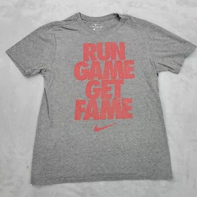 Nike Shirt Men Medium Grey Red Crewneck Swoosh Logo Athletic Tee Game Fame Adult • $10.03