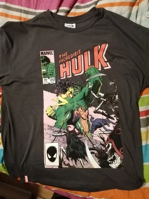 £10 • Buy Hulk Comic Book T Shirt, L/XL