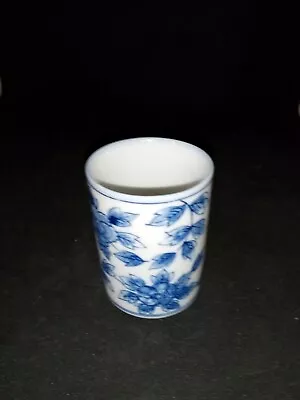 Made In Japan Vintage Blue And White Vase 5   • $0.99