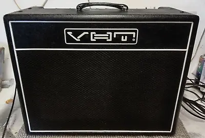 VHT Lead 20 All Valve / Tube Guitar Amplifier COMBO • £249