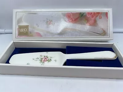 MIKASA Endearment Ceramic Pie Cake Server 10   New In Box     D4 • $13.95