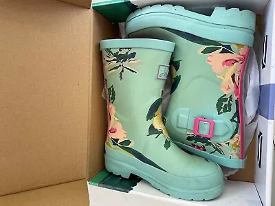 Joules | Blue Floral Buckle-Accent Welly Rain Boot - Girls 11 • $15