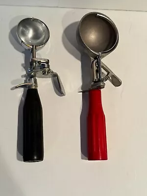 Vintage Ice Cream Scoops: Benedict INDESTRUCTO #24 & Peerless (both Bakelite) • $26.99