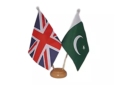 Union Jack &  Pakistan Friendship Flags 9  X 6 Wooden Table Desk Flag Set  • £11.99