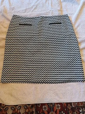 £6 • Buy Mod / 60s Skirt Size 16