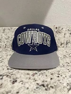 Modern Dallas Cowboys Mitchell & Ness ‘Vintage’ Snapback Hat • $25