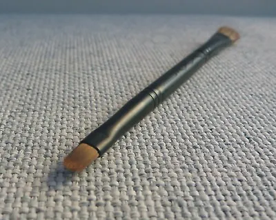 1x MAC Double Ended Eye Shadow / Eyeliner Brush Travel Size Brand New! • £10.46