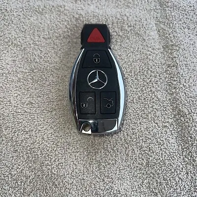 Mercedes Benz Oem Genuine 4 Button Remote Smart Key Fob Glk Gl C Cl E S Sl 8888 • $5.88