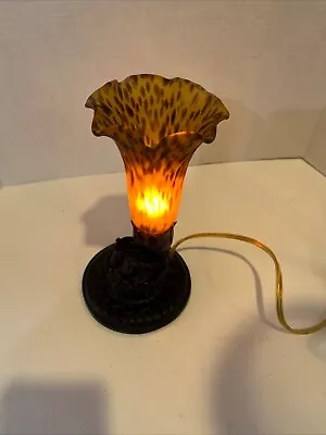 Vintage Tulip Light Brown And Amber Cats Works  • $33.96