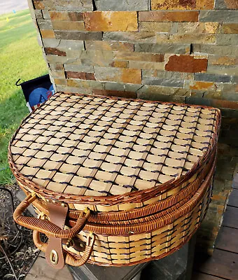 VTG Wicker Navy Blue Plaid Lined Picnic Basket With Handles Half Moon 17x8  • $19.20