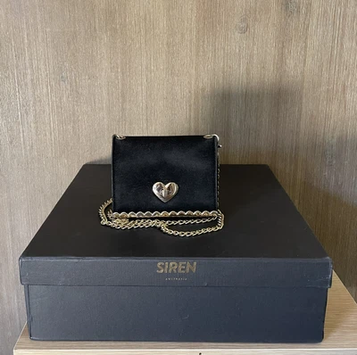 $5 • Buy FOREVER NEW | Black Faux Suede Heart Shape Clasp Chain Micro Bag