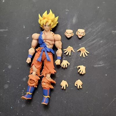 BANDAI S.H.Figuarts Super Saiyan Son Goku Awakening *Missing Pair Of Hands* • $85