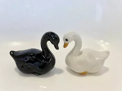 Swan Figurines Small • $5.99