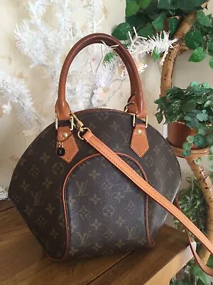 100% Authentic Louis Vuitton PM Ellipse Hand Bag + Free Shoulder Strap & Charm ✨ • £495