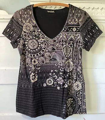 Vanilla Sugar Medium Short Sleeve 100% Cotton V-Neck Embellished Top NWT • $22.50