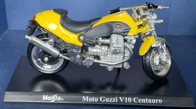 1:18 MAISTO ‘Moto Guzzi V10 Centaurs ’ Die-Cast/plast Motorbike & Display Plinth • £12