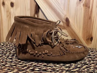 Manitobah Mukluks Harvester Brown Beaded Ankle Boots Women Mocs 8 Vibram Lace Up • $65