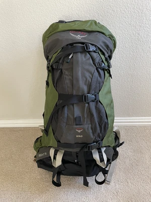 $89 • Buy Osprey Crescent 75 Mens Full Featured Backpack Medium Frame & Medium Belt +Solo