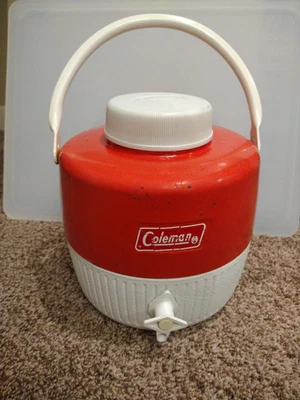 $20 • Buy Vintage Coleman Red & White 1 Gallon Water Jug Cooler 