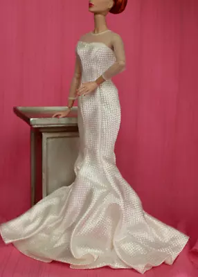 Movie Star Irridescent Pearl White Mermaid Hem Barbie DRESS Evening Gown Fits FR • $27.99