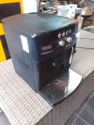 $175 • Buy DeLonghi Magnifica Coffee Machine
