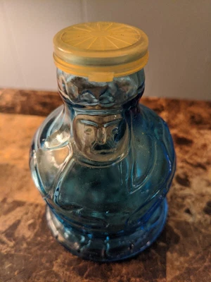 $3.99 • Buy Blue Glass Bottle Pocahontas  Indian Herbs Wheaton NJ  Vintage