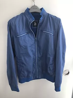 $39 • Buy Pull And Bear Men’s Blue Wind Breaker Bomber Jacket Size L