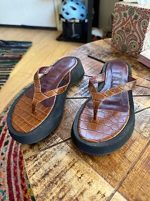 NEW STAUD Tessa Croc-Embossed Leather Platform Thong Sandals Brown SZ 38 US8 • $50