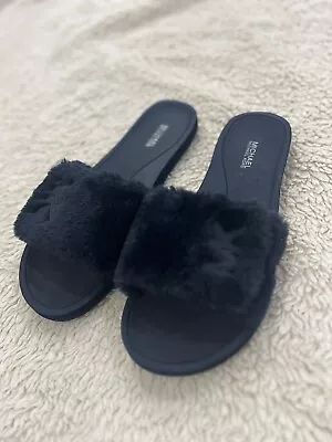 Michael Kors Women's Faux Fur Slide 8 • $20