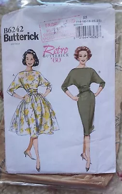 Ladies RETRO Dress Pattern 14-22 • £5