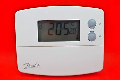 Danfoss RT51-RF Digital Wireless Set-Back Thermostat 087N699900 • £59.99