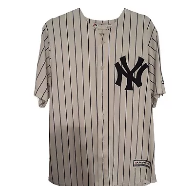 New York Yankees Majestic Cool Base Jersey M • $15