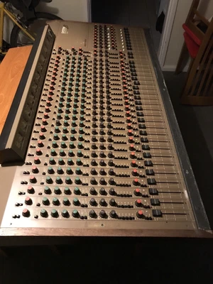 £500 • Buy Allen And Heath System 8 24-16 Mixing Desk
