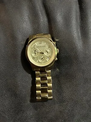 Michael Kors Runway Mk5055 Gold Quartz Chronograph Watch  • $15