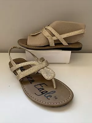Womens 6.5 American Eagle T-strap Brown Sparkles Tong Flat Sandals • $12.99