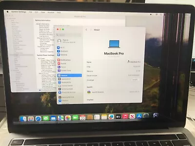 Apple 13 Inch 2020 MacBook Pro Apple M1  8GB 512GB  Space Gray  Bad Screen #475 • $419.99