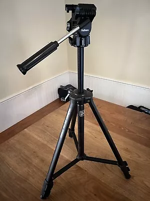 Velbon DV-40 Video Tripod  PH-556 Great Condition Pan/Tilt Head Metal Stud Feet • $17