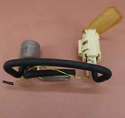 1997-2006 Harley Davidson Road King FLHRCI Petrol Gas Tank Fuel Pump • $89.49